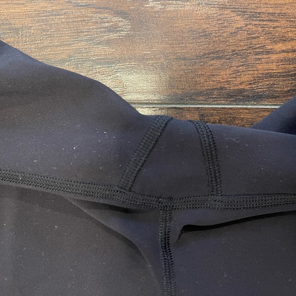 Lululemon Wunder Under - Picture 2 of 4